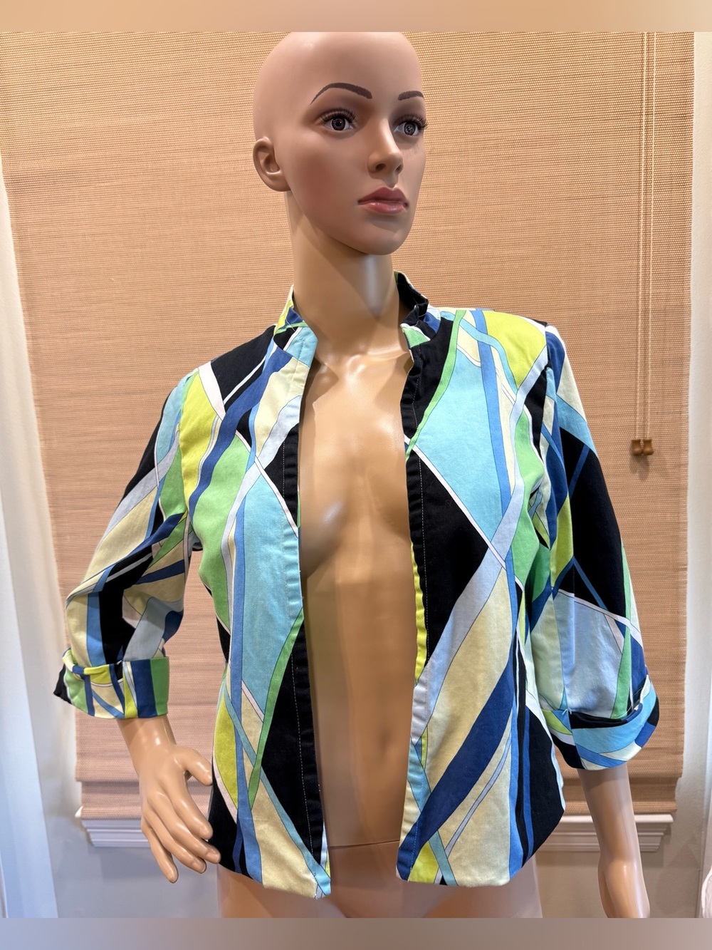 Dressbarn geometric blazer 3/4 sleeves padded shoulders blazer Size 10